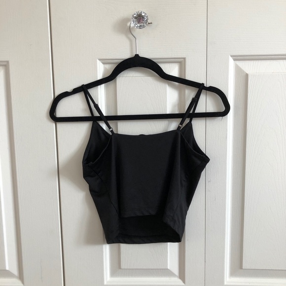 Black tank top - Picture 2 of 3